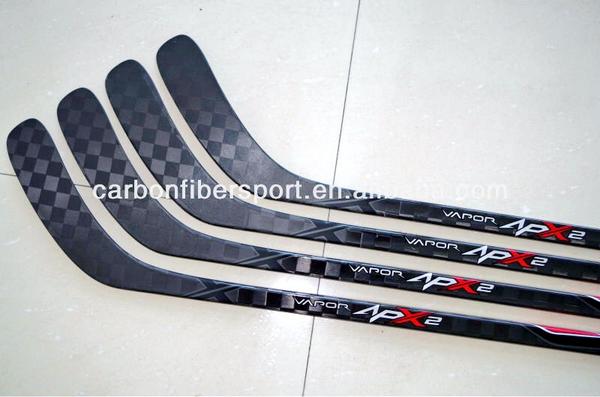 *GIVEAWAY*

RETWEET TO WIN A NEW VAPOR APX2 HOCKEY STICK.

Winner DM'ed asking for curve+flex on 08/31/14. Good Luck!