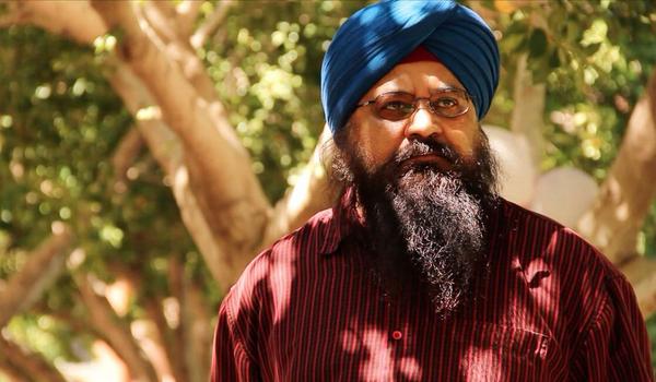 vianksv_'s tweet image. #ASU students participate in a "Day of SEVA" w/ @ASU_Humanities
statepress.com/2014/08/23/stu…  via @statepress #SPMultimedia