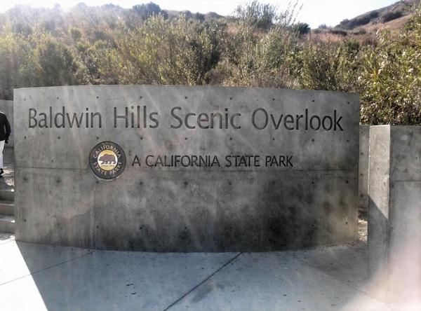 This Culver City hike is AMAZING! Its 282 stone stairs and multiple winding paths that lead you to an overlook.