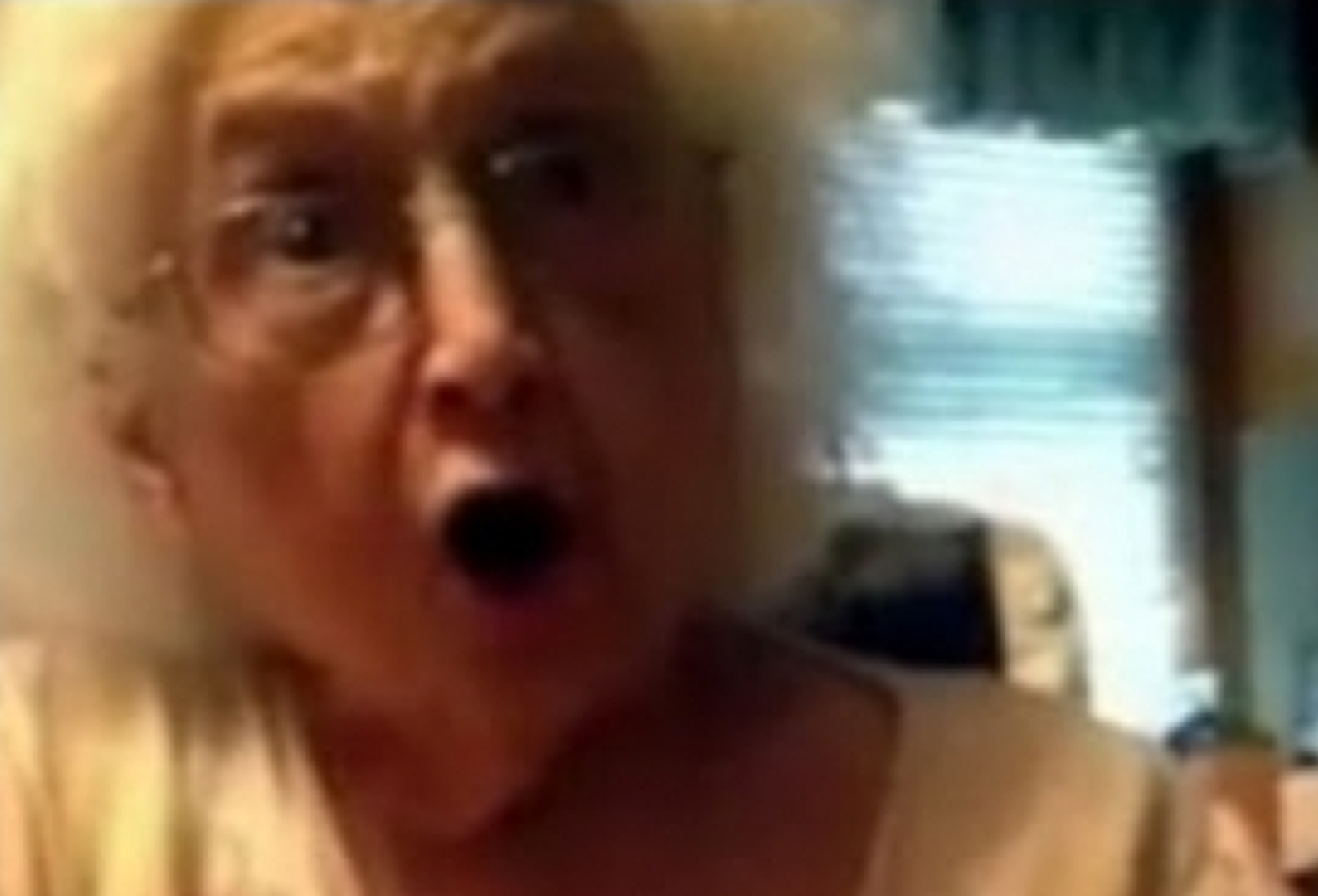 90 year old lady has no idea how lesbian sex works