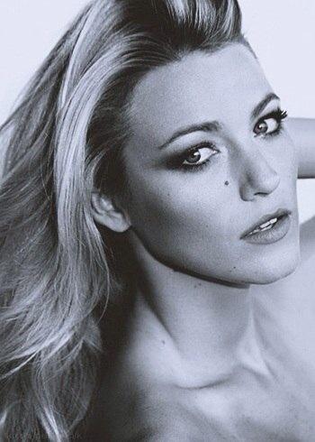                               !!! Happy Birthday Blake Lively! Congratulations! 