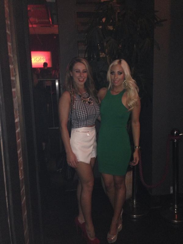 Love her two of a kind #mysis #2peasinapod