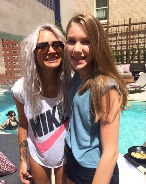 OneDirectionSHM's tweet photo. Lou in Dallas, today. http://t.co/t5Ltdl2x2C