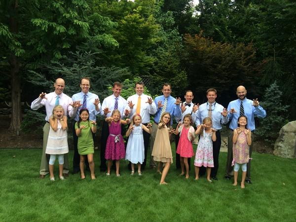 rags1611's tweet image. The Bear Clause is ready for #DaddyDaughterDateNight #howhow @ArapahoeNation