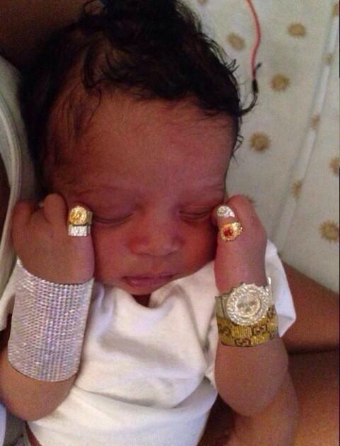 Bv1fNyiIAAAWqqv.jpg:large