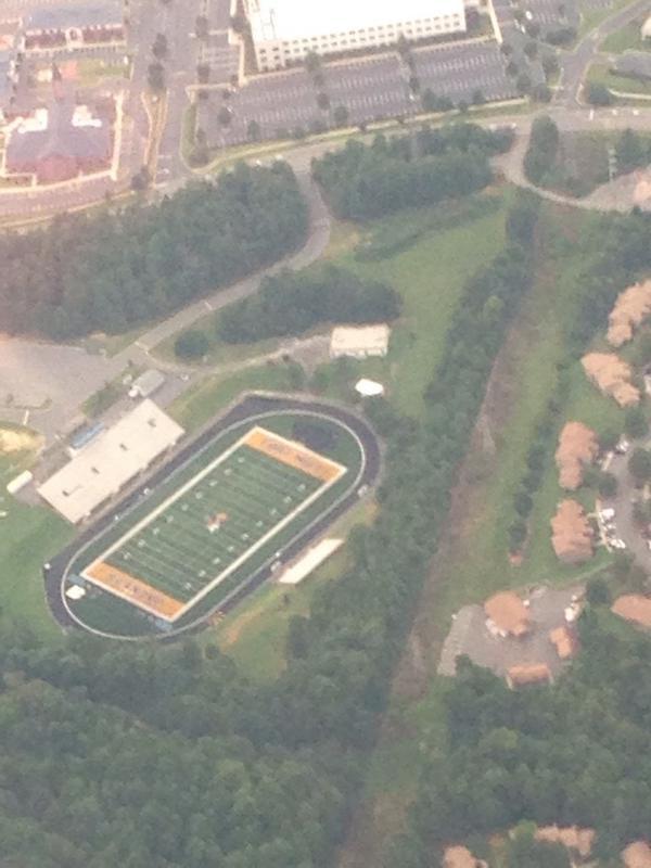 lambert_millie's tweet photo. @dchrisFM just flew into charlotte and happen to catch a glimpse of Bob Jones!! http://t.co/S9XygbtAK0