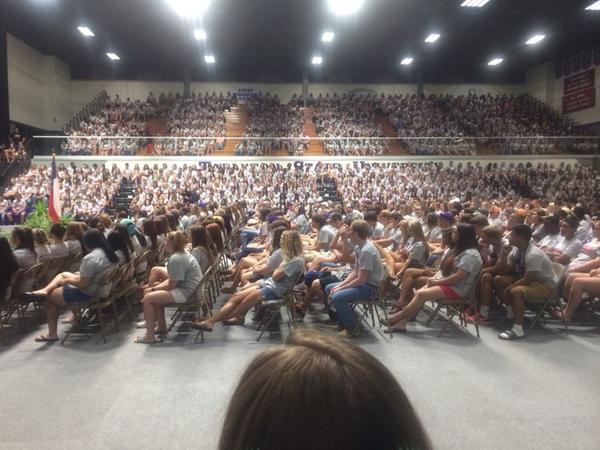 tarletonstudent's tweet photo. The Class of 2018 officially begins their Tarleton journey with Convocation. #TarletonTWeek http://t.co/YdRFHHXc7e