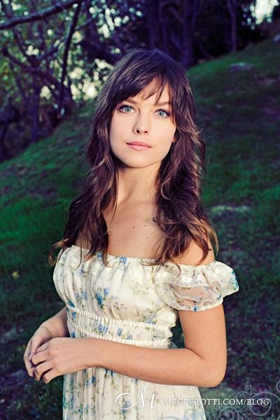 Happy Birthday to actress Allison Miller  