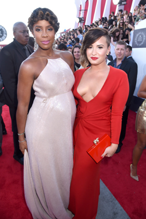 Demi RT 💗 (@lovatic1705) on Twitter photo I love them, We're so excited for your baby, congrats,
Together are dynamite.♥ <a href="/ddlovato/">Demi Lovato</a> <a href="/KELLYROWLAND/">KELENDRIA ROWLAND</a> I love them, We're so excited for your baby, congrats,
Together are dynamite.♥ <a href="/ddlovato/">Demi Lovato</a> <a href="/KELLYROWLAND/">KELENDRIA ROWLAND</a>