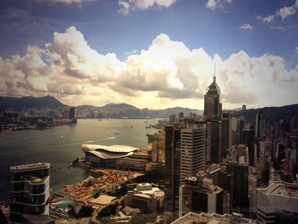 AnnaPitkin's tweet photo. I could wake up to this view every morning #hongkong http://t.co/yyrtvpUMKE