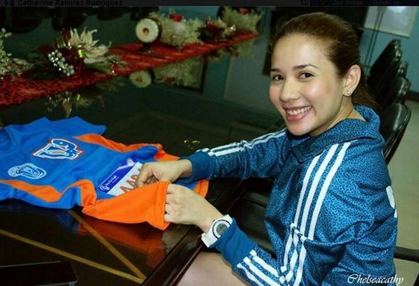 ryn_20's tweet photo. "@myOnlyKarylle :Ure not wearing ur make up. Still ure so beautiful! I love you @anakarylle!
#cebufunrun (c) http://t.co/UP2Mfll3pw