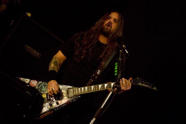 Happy Birthday to Andreas Kisser guitarrista de "SEPULTURA" tuve la suerte de verlos en vivo en un par de ocasiones. 