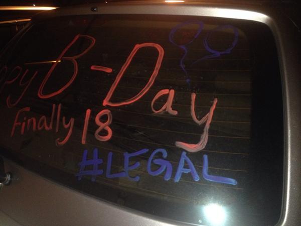 ethanh18's tweet image. Got a surprise tonight after the gym😂😂 #wrongcar