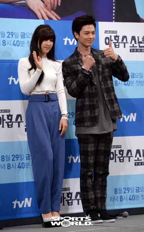 Bv3KdAOCQAAwy7Z.jpg:large