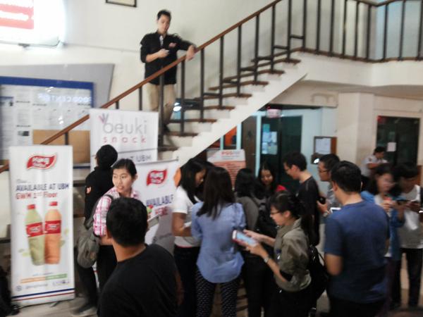 Terima kasih <a href="/kingthaitea/">King Thai Tea</a> buat bagi bagi gratis nya hari ini, follow mereka dapatkan info mengenai King Thai Tea !