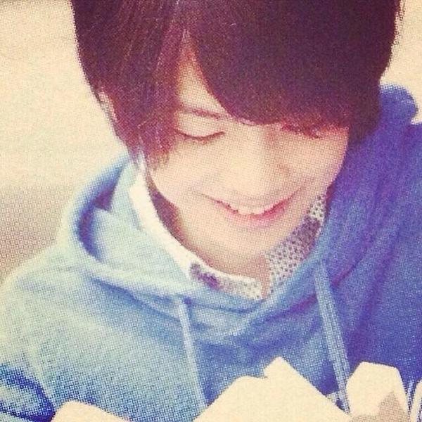 pyuahashi1217's tweet photo. フォロワー200人越記念。

【拡散希望】

゛ぴゅあな僕を貴方色に染めてみない？  ゛

DM開放 / 一般微妙 /  神宮寺 / 基地害 / 大切無

゛ねぇねぇ 、一緒に遊ぼ？笑  ゛ http://t.co/9vAQ3TmVJC