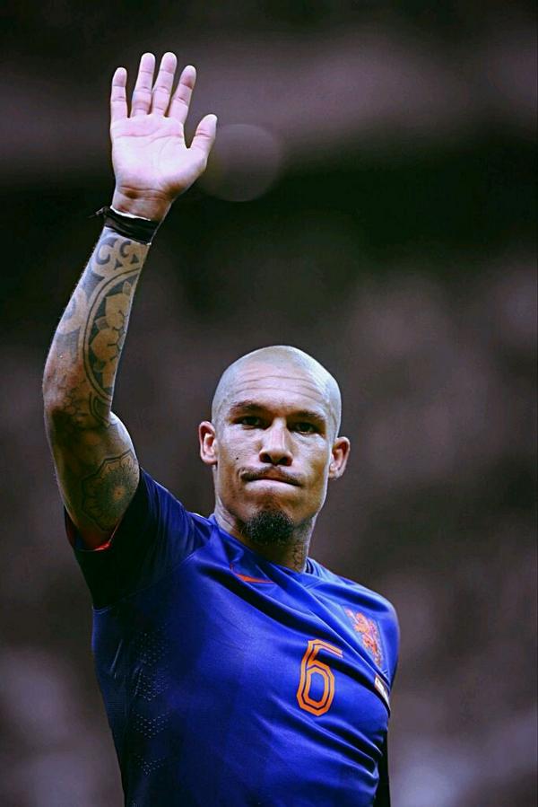 TrueRedDevils__'s tweet image. Would you be happy with De Jong signing?

RT for YES 
FAV for NO 

#mufc