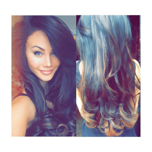 JLeeMoon's tweet photo. New Hurrrrrrrrrrrrrrrrrrr 💁
By @ami_cass 
#balyage
#rosegold 
#longlayers http://t.co/kdZJsPkUYJ