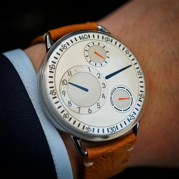 Ressence: The rebirth of what is essential to a watch, to display time. <a href="/tidssonen/">Tidssonen.no</a> bit.ly/1thkVxy