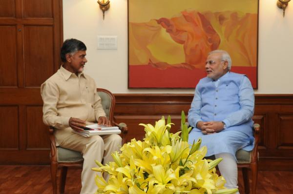 PMOIndia's tweet photo. Andhra Pradesh CM @ncbn met PM @narendramodi today http://t.co/GvUoHQkYJ1