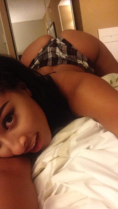 Gooood Morning 🌞🌝 http://t.co/wMyPwiqErm