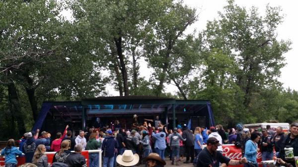 sd_sdeclipse's tweet image. Great time was had by all in Marmarth ND.
#Bottomsuprally