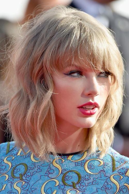 crumpledupswift's tweet image. Well hello there perfect human being