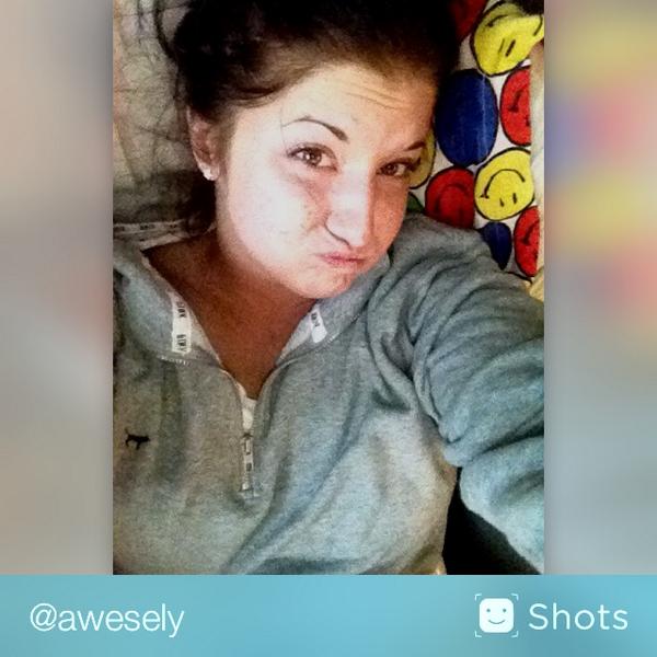 AlexWeselya's tweet photo. Follow me on @shots. My username is awesely. http://t.co/Q45hbntEO6 http://t.co/1muhTzEj4h
