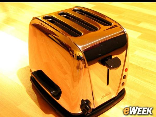 4DCircle's tweet image. "A Look Back at Internet of Things' Origin, Evolution" hubs.ly/y05Jny0 #smarttoaster #IoT