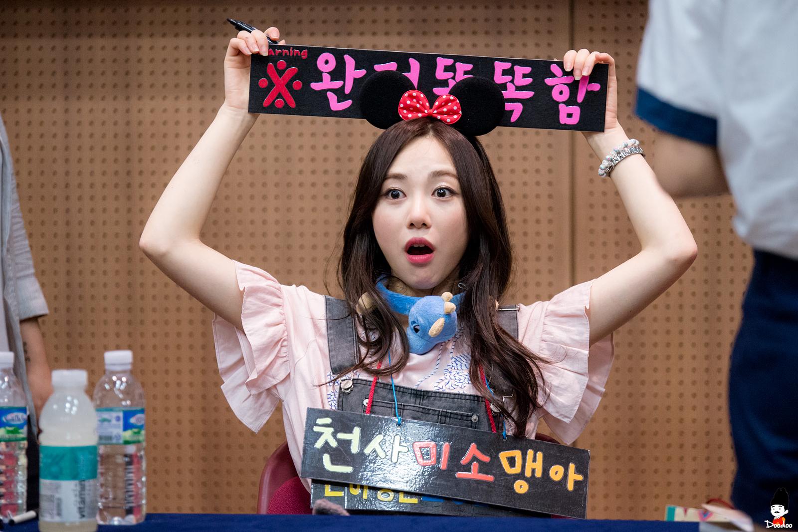 Bv5SVGGCMAEpwmX.jpg:orig