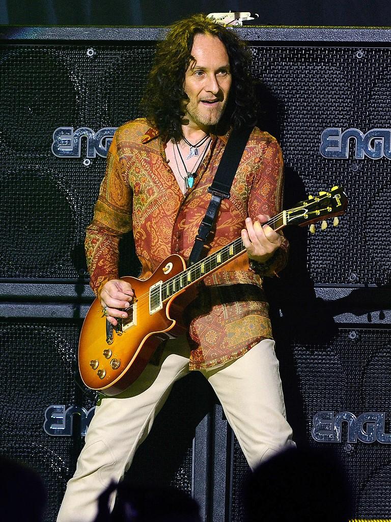 Its also Def Leppard/ex-Dio guitarist Vivian Campbells birthday! Happy birthday, Viv! 