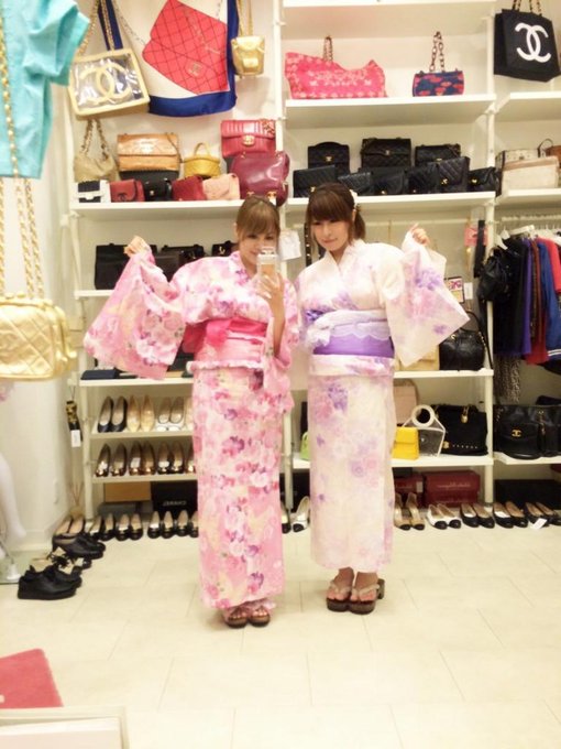 昨日お祭りたのしかったあん！ 今年初で多分今年最後のおまつりだよー！（笑） http://t.co/lYyaYnIWsj