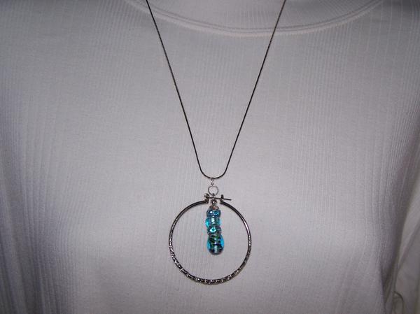 annimae9's tweet photo. Silver and Turquoise Earring Necklace Repurposed 24in Handmade by annimae182 #Etsy  http://t.co/y0lfC4jM27  http://t.co/Qx2eFku5Jd