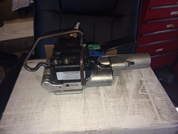 Strapco's tweet photo. Signode VT-13 for 1/2″ plastic strapping (Used, great condition): List – $2,000 / SALE – $1,799 / Save – $201.00!!! http://t.co/jNzqKXvNHn