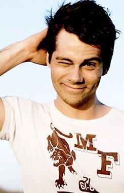 Happy birthday to the person who never fails to make me laugh  such an amazing person & actor  Dylan Obrien 