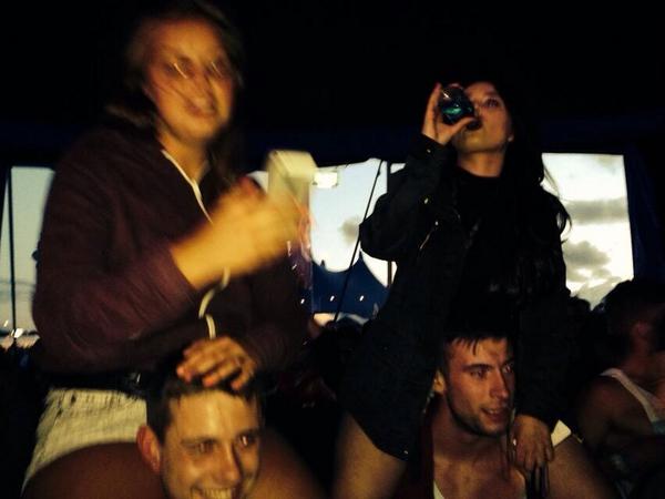 I spent most of creamfields on jays shoulders #smallproblems #couldntsee