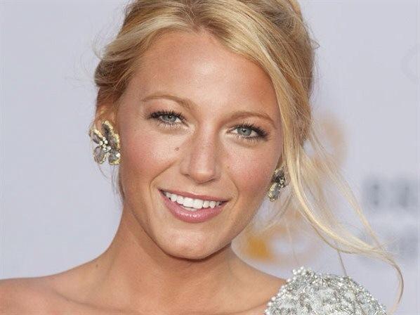 Happy Birthday Blake Lively, oh and me! 