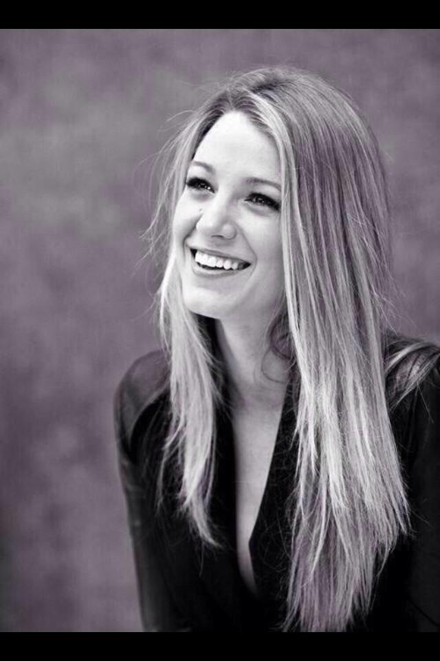 HAPPY BIRTHDAY BLAKE LIVELY 