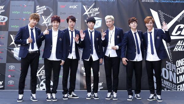 HelloAsiaAU's tweet photo. We chat with BTS boys backstage at KCON http://t.co/eEk7fCaEiL @BTS_twt @bts_bighit @BTS_ARMY @BTS_facts #BangtanBoys http://t.co/CzrWVAYND1