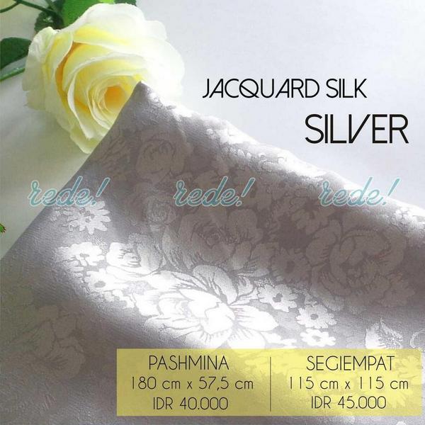 Meet the super gorgeous jacquard silk! Bahan tidak terawang, kualitas terbaik. Mewah banget loh 😊