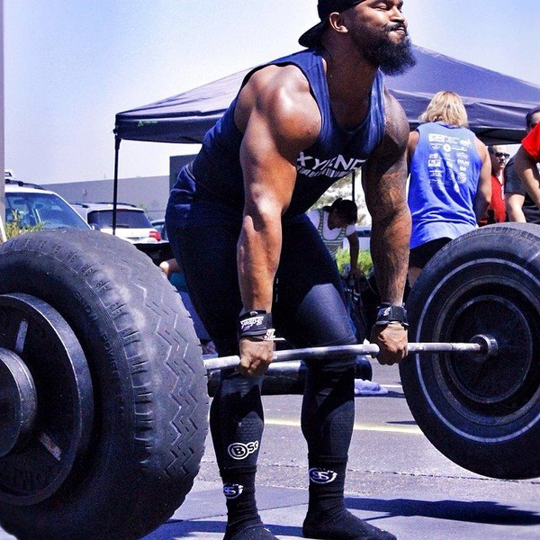 PowerToWinTeam's tweet image. #TeamXyience athlete @KawikaHenderson competes in Nevada's Strongman competition!--&amp;gt; shout.lt/CDzr