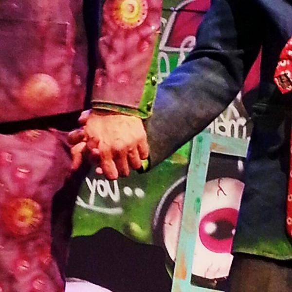 Símbolo de la unidad construida con <a href="/LaParkaMusical/">La Parka El Musical</a> y con <a href="/randomcreativos/">random</a> Gracias por todo, siempre y de corazón.