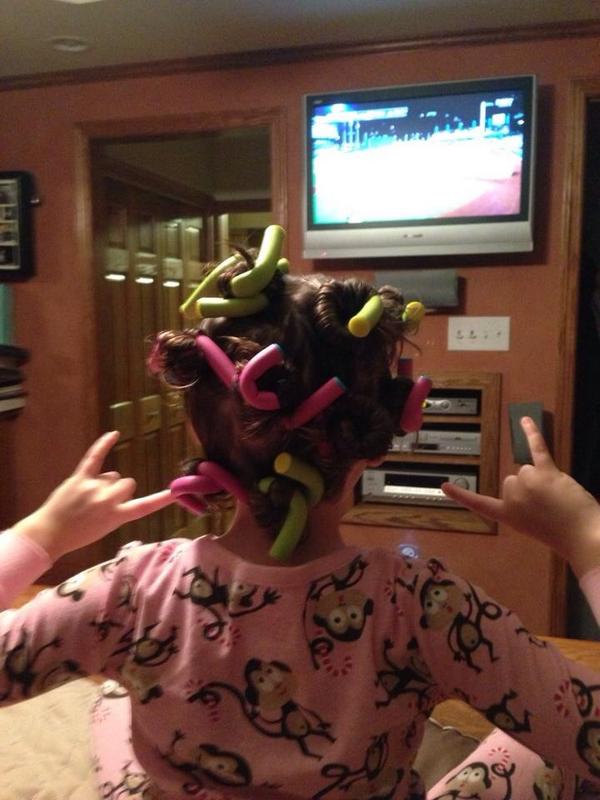 cpietranton's tweet image. The things we don't do for beauty #NowGoToBedElla #firstdayof2ndgrade in am