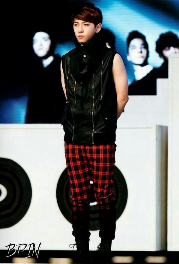 THE_VIP02's tweet photo. Donghyuk..
Why so cute?
^_____^v http://t.co/EnDKfJJi9Z