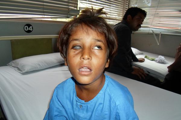 AlShifaEyeTrust's tweet photo. Sponsor a Surgery. http://t.co/o8nbOXHJI3