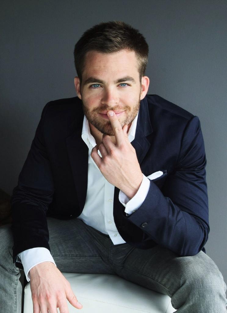 Hoy felicitamos por su 34 cumpleaños al Capitán Kirk más sexy... ¡Happy Birthday Chris Pine! 