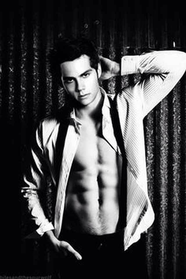 Y hoy también felicitamos por su 23 cumpleaños a todo un teen wolf bombón... ¡Happy Birthday Dylan OBrien! 