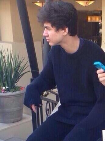 colorshoney's tweet image. I want to cuddle you