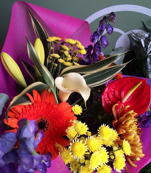 Clinging onto summer with gorgeous  hot tropicals on a chilly Tuesday...