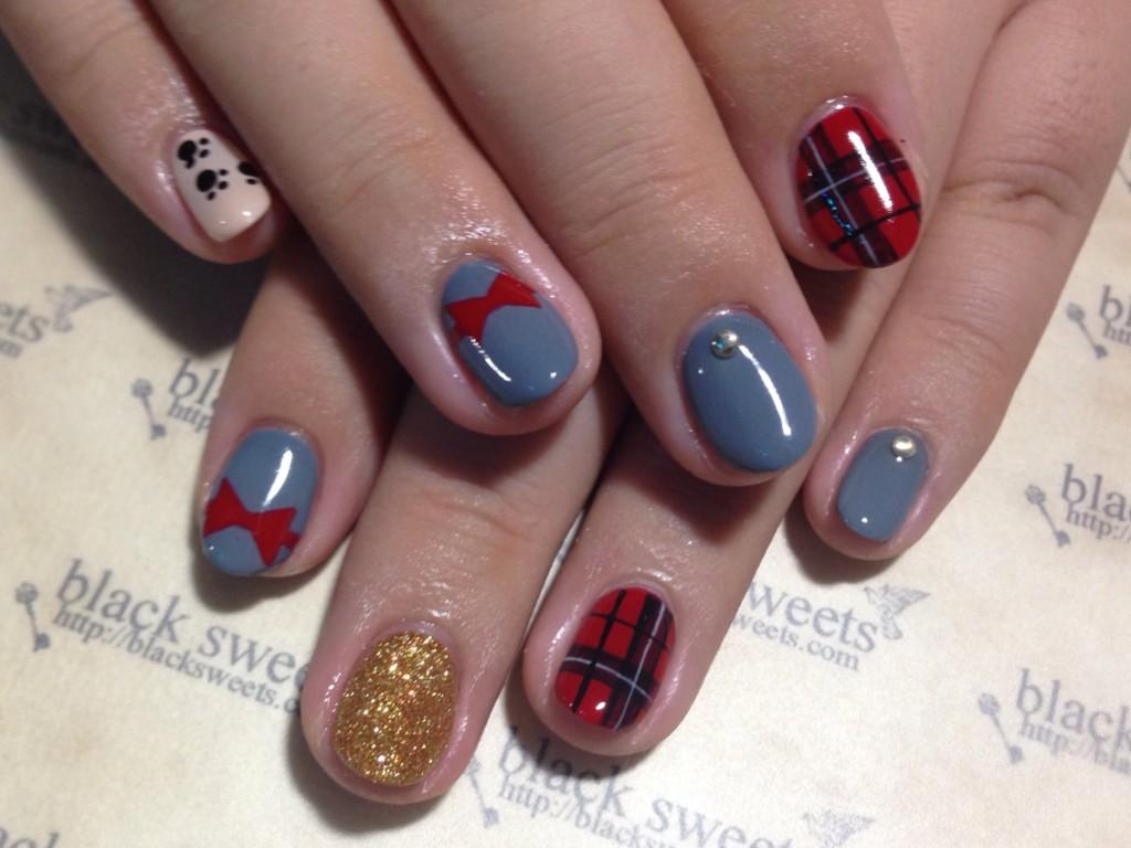 Kigi By Blacksweets 魔女の宅急便ネイル キキのリボンイメージや親指にはジジもいます 全体は秋っぽい雰囲気ですね Http T Co 2wsmxwqlym